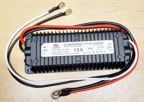 PWT1-215F00 - 12V invert to 29.2V 15A charger for 24V LiFePo4 battery 